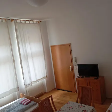 Altstadt Apartment *